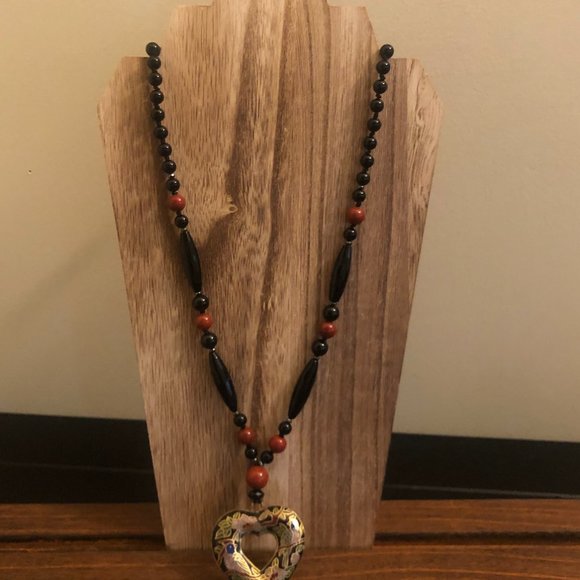 Natural Material Beaded Heart Pendant Necklace - Picture 3 of 3